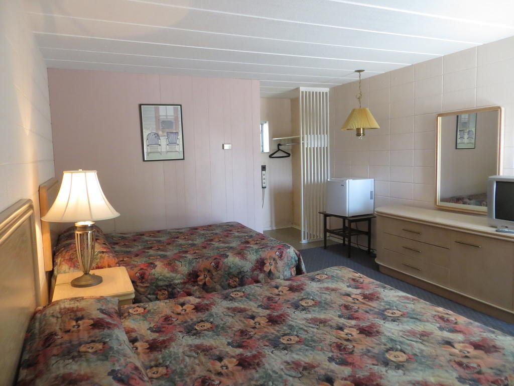 Parkway Motel Ниагара-Фолс Экстерьер фото